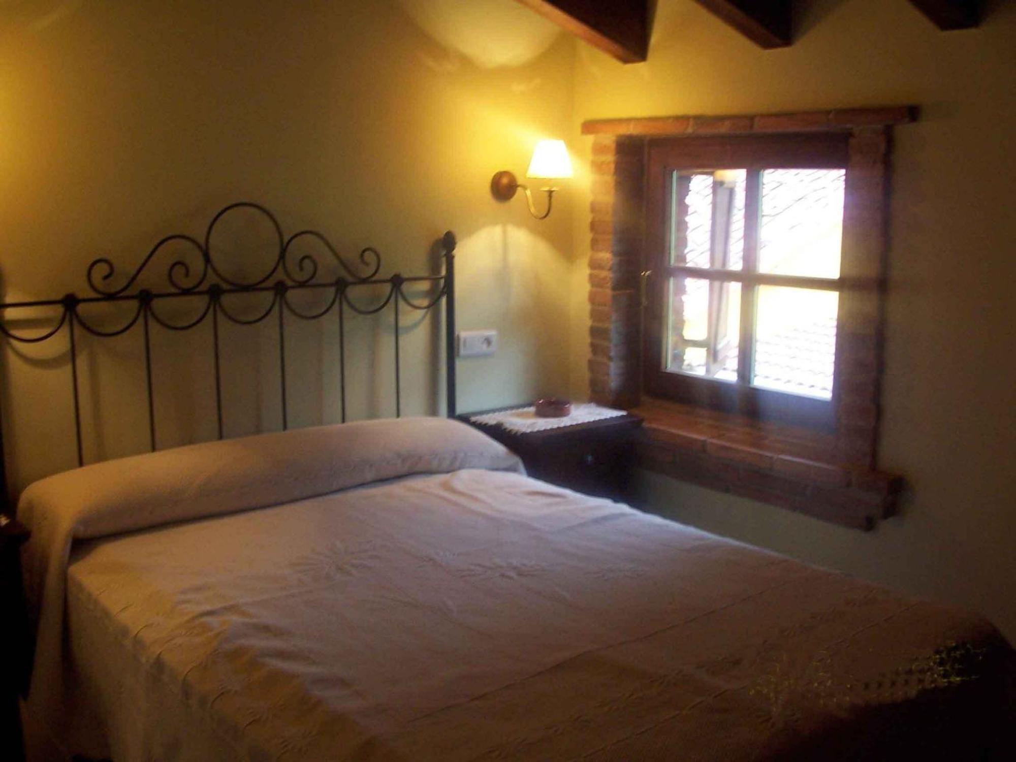 La Currada Villa Taranes Kamer foto