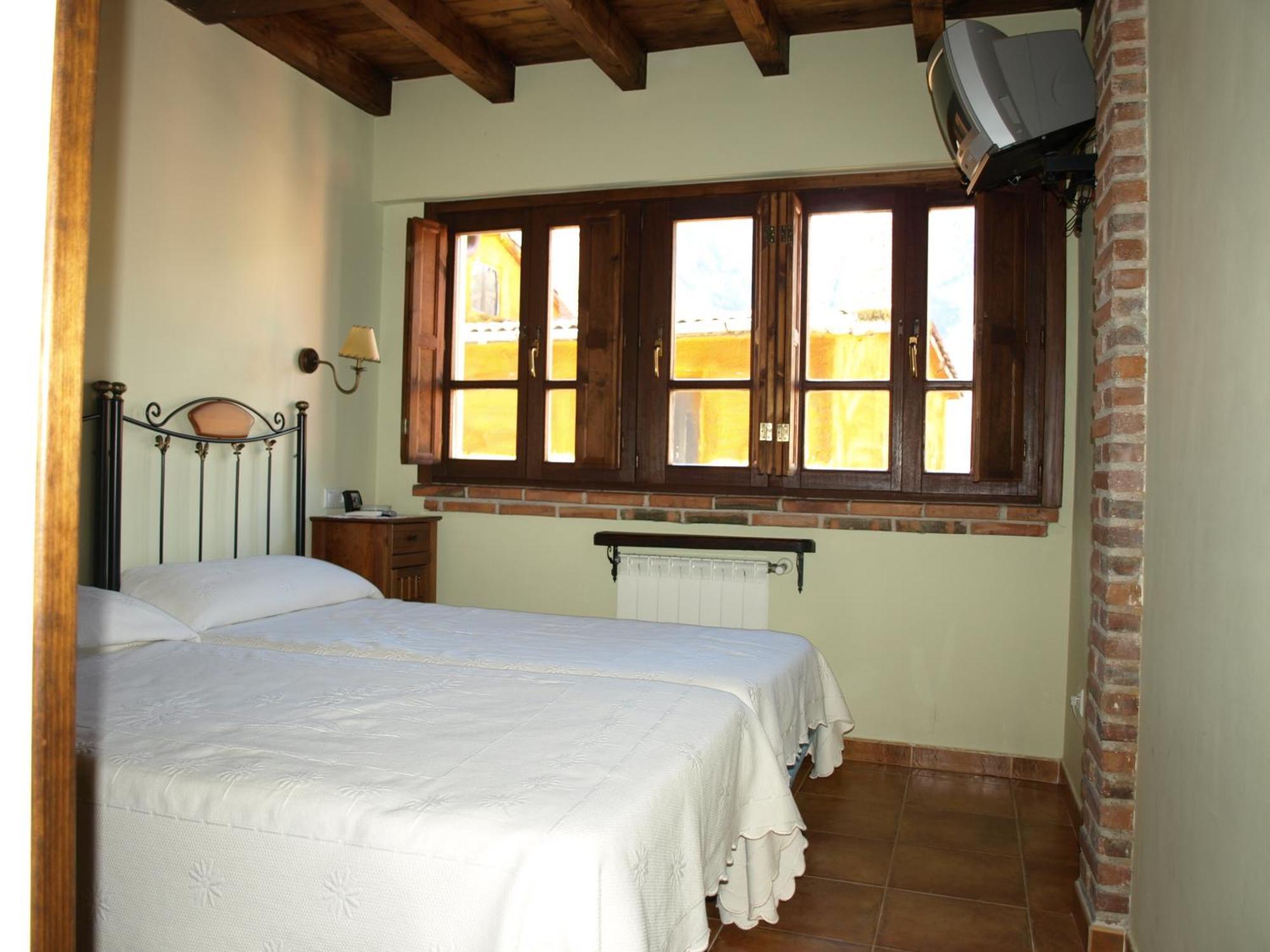 La Currada Villa Taranes Kamer foto